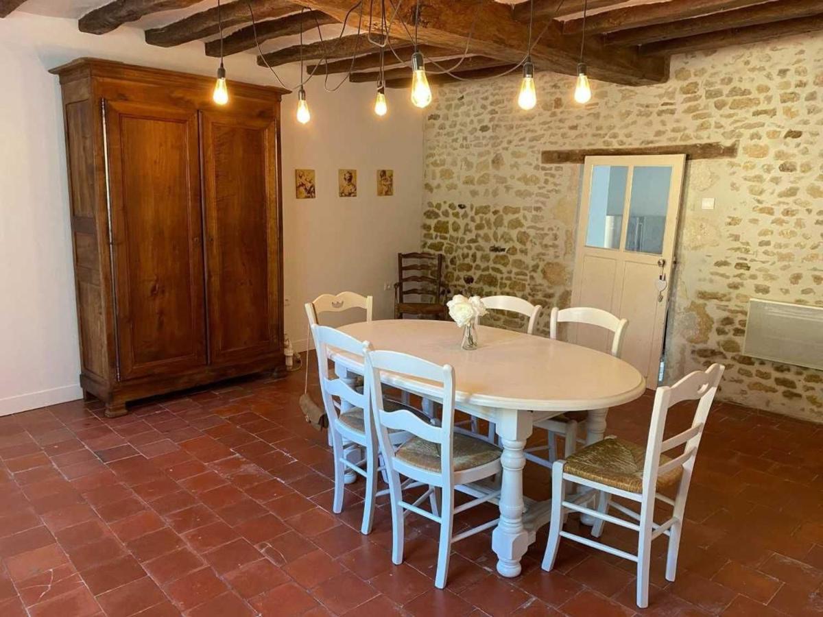 Maison De Village Avec Jardin, Parc Prive Et Box Fibre, Animaux Bienvenus, A 15 Min Du Mans - Fr-1-410-333 Mézières-sous-Lavardin Zewnętrze zdjęcie